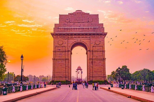 Indian Historical Places in Hindi India Gate