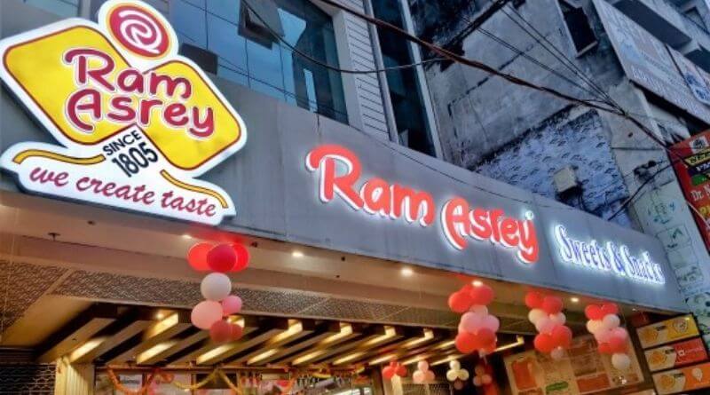 Ram Asrey Sweets Hazratganj Lucknow