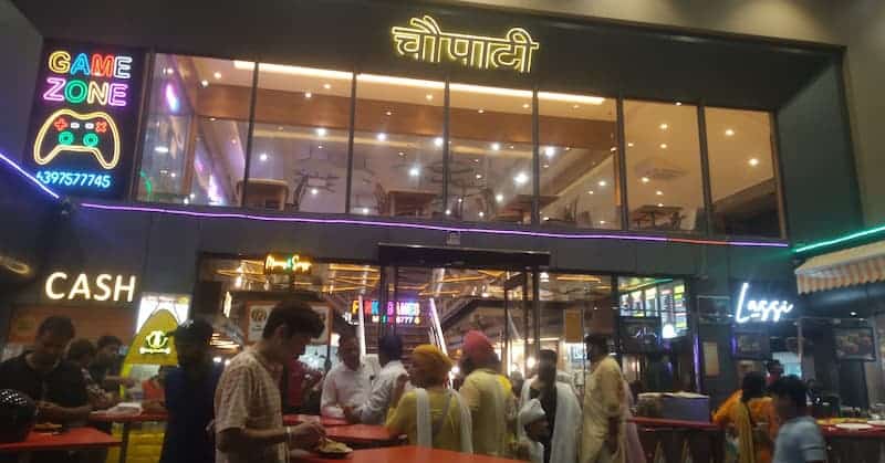 Chat Chaupati Famous Food in Vrindavan hindi