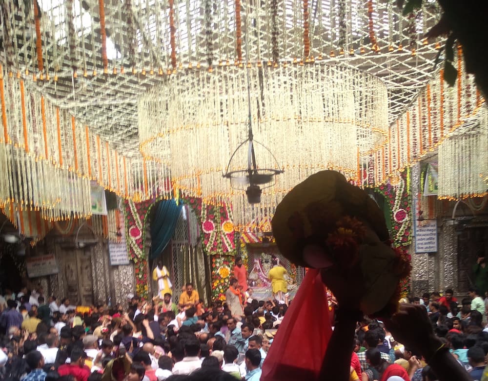 Vrindavan me ghumne ki jagah Shri banke Bihari MAndir
